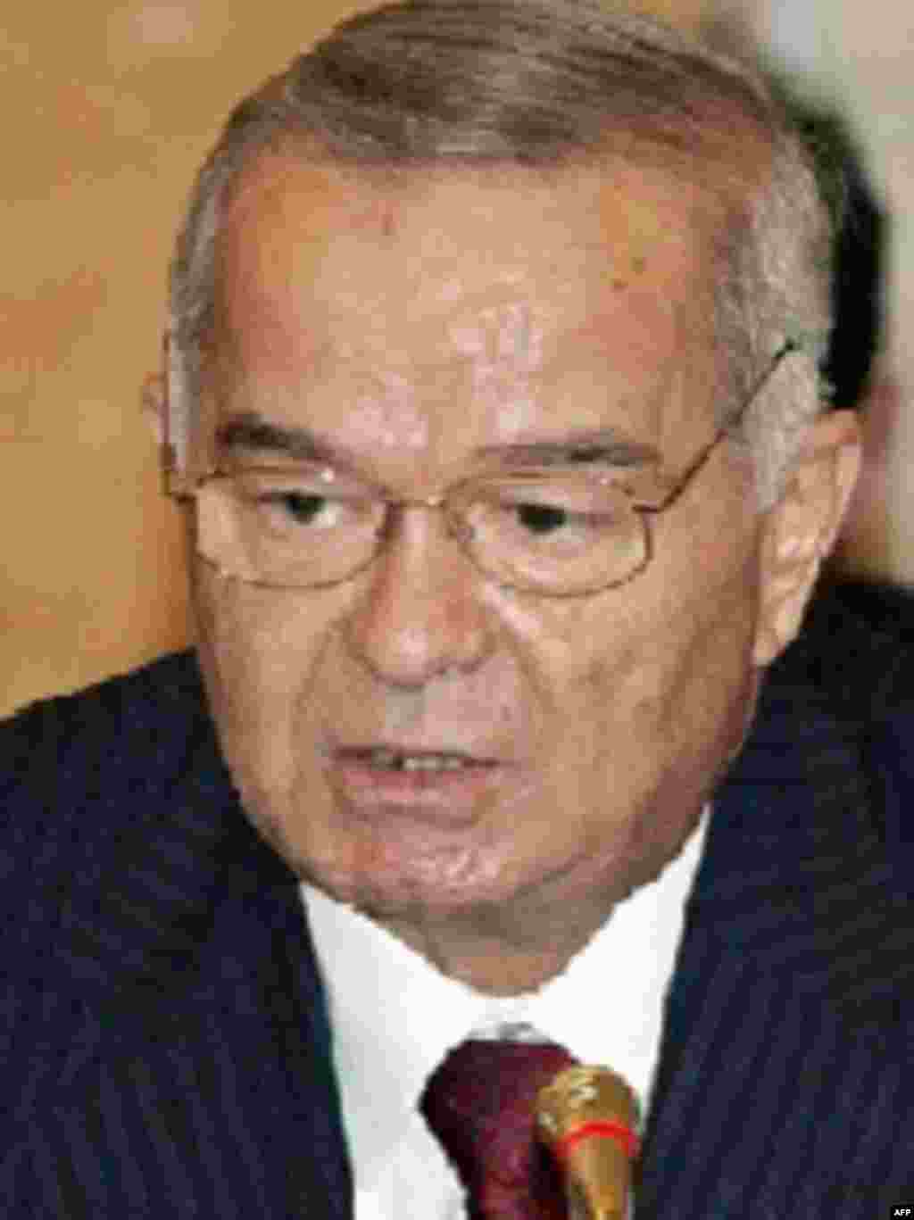 Russia/Uzbekistan -- Uzbek President Islam Karimov at the EuroAsian Economic Cooperation summit near St. Petersburg, 25jan2006.
