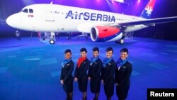 Air Serbia ширкәте очкычы һәм хезмәткәрләре