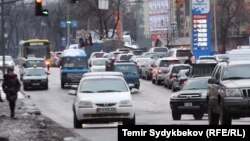 Дорожное движение в Бишкеке.