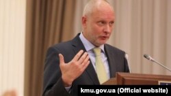 Матті Маасікас назвав ухвалення закону «позитивним кроком у напрямку антикорупційної реформи України»