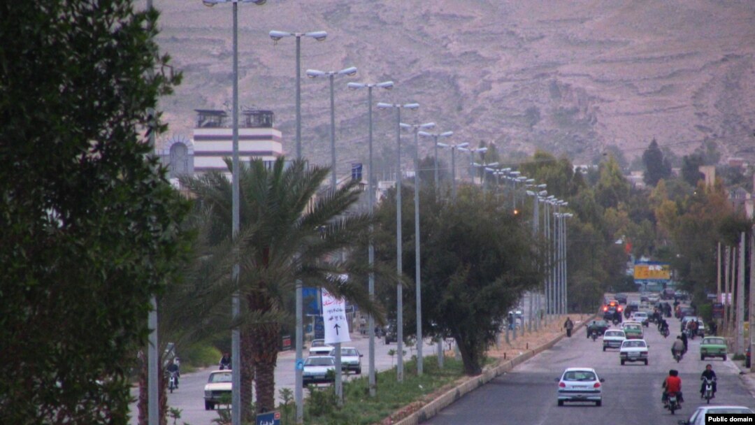 نمایی از شهرستان لار