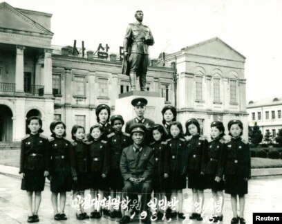 külot kiygan trannies porno rasmlar