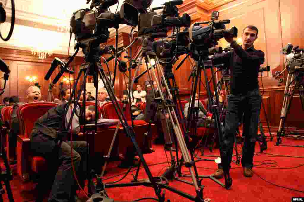 Seçki günü gecəyarısı MSK #12