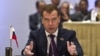 Medvedev Eases Party Registration 