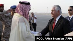 Державний секретар США Рекс Тіллерсон і король Саудівської Аравії Салман бін Адбулазіз, 21 жовтня 2017 року