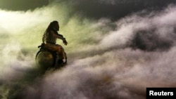 У час цырымоніі закрыцьця