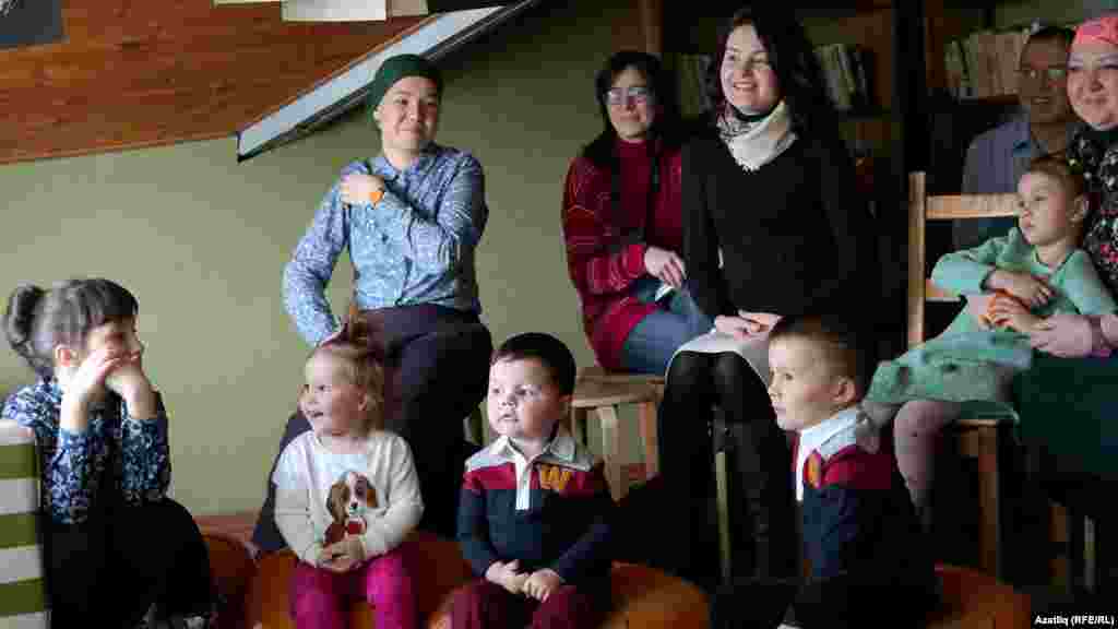 Татарча мультфильм карау мизгеле