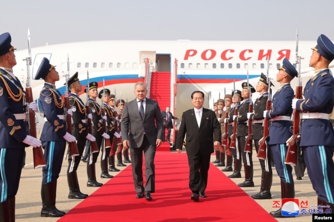 Sekretari i Këshillit të Sigurisë së Federatës Ruse Sergei Shoigu në një vizitë në RPDK. 21 Mars 2025