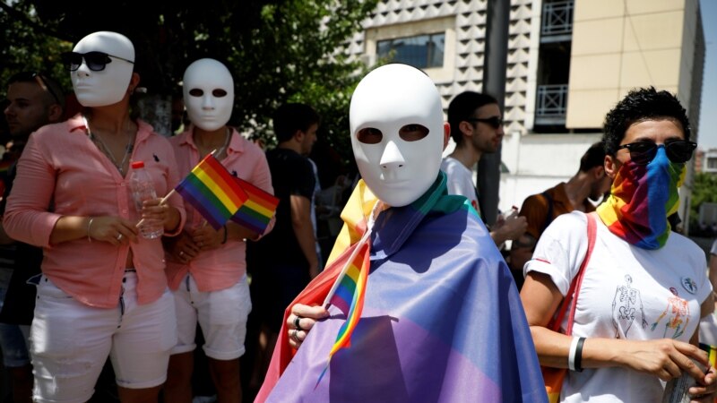 Dhuna dhe përjashtimi izolojnë komunitetin LGBTIQ+ në Kosovë
