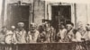 Учасники песвдособору 1946 року на балконі митрополичих палат