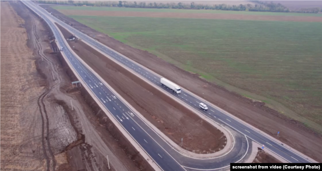 Відкриття окупантами частини траси від Маріуполя до Ростова-на-Дону – перші 10 кілометрів, 2024 рік