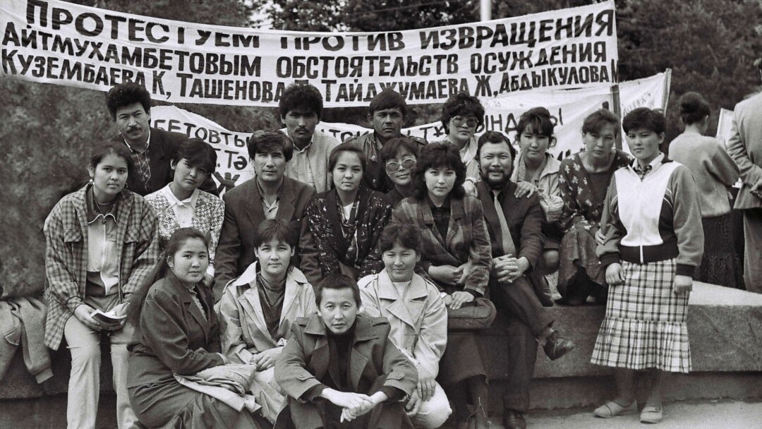 Ішімдік ішіп алған әйелдің секс видеосы