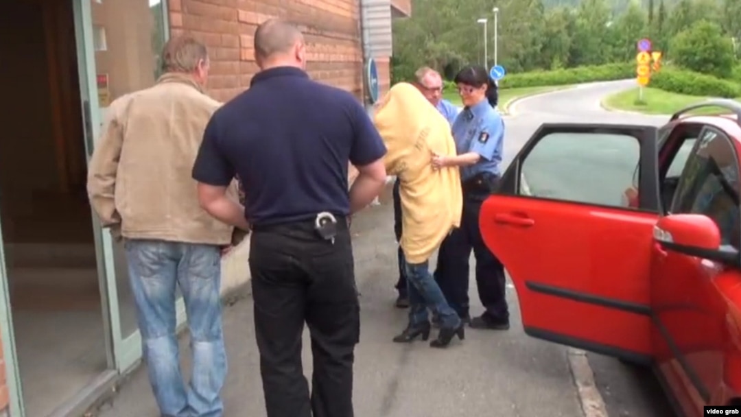 Lezbiyen porno filmlarini onlayn tomosha qiling