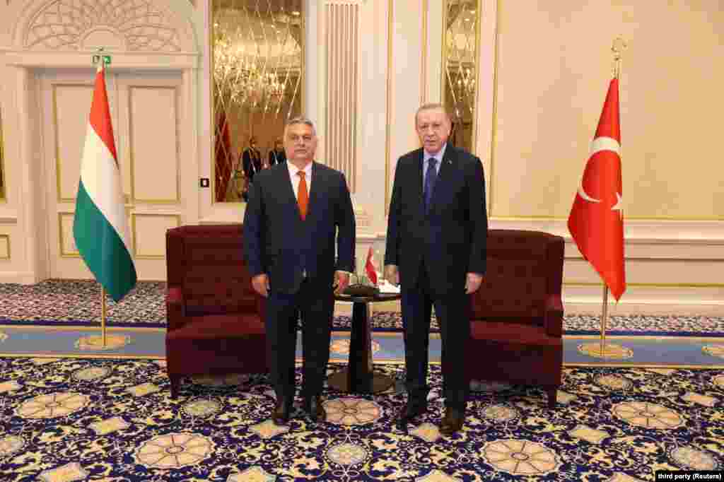 Orbán Viktor magyar miniszterelnök és Recep Tayyip Erdoğan találkozója Brüsszelben, a NATO-csúcs előtt.