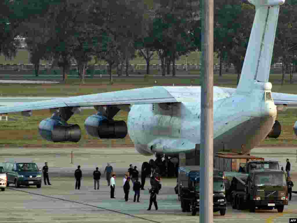 У Тайляндзе затрыманы самалёт са зброяй. У складзе экіпажу - беларус