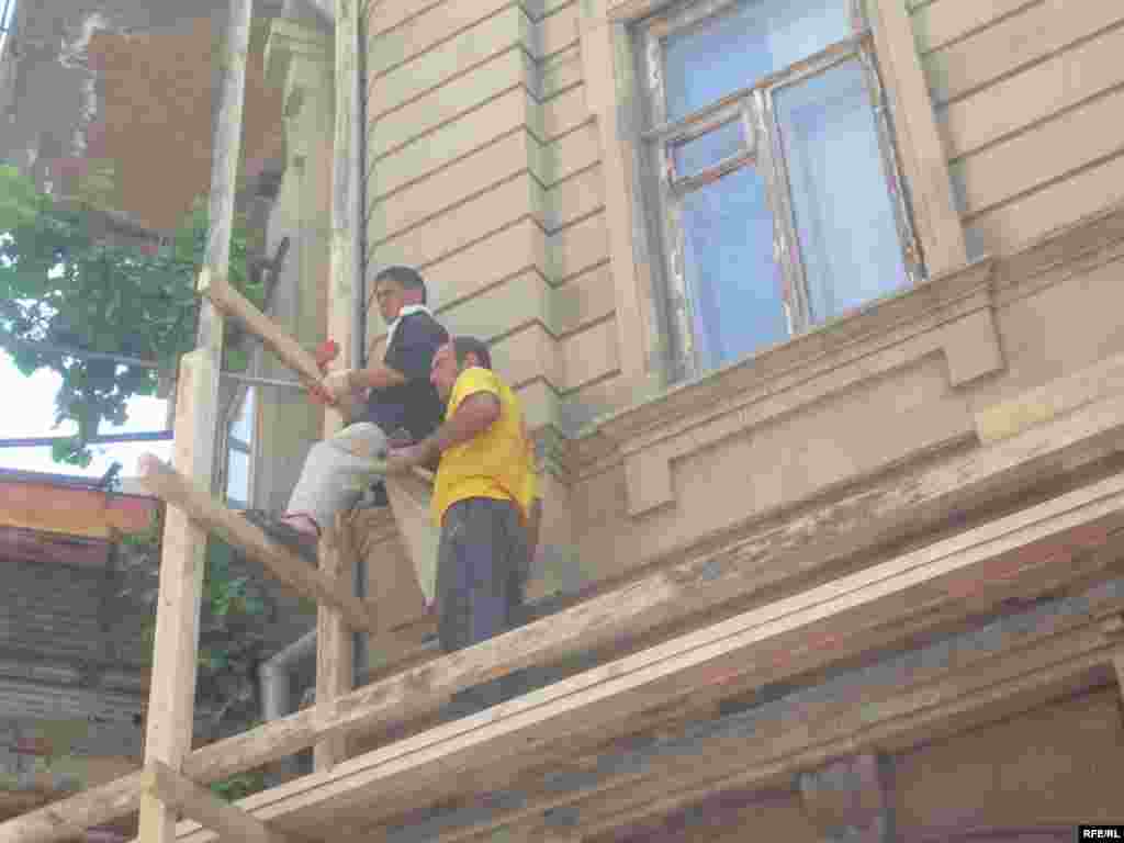 Bakı Təmirə dayanıb #24