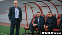Коллаж: Владимир Путин и лидеры так называемых "ДНР" и "ЛНР" - Денис Пушилин и Леонид Пасечник 