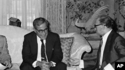 Secretary of Defense Harold Brown, left, meets with Israeli Prime Minister Menachem Begin Tuesday, July 19, 1977 at Blair House in Washington.(AP Photo)