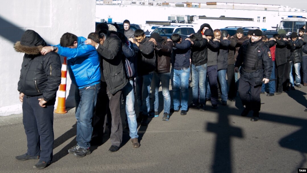 Moskvada miqrantların saxlanması, 14 oktyabr 2013