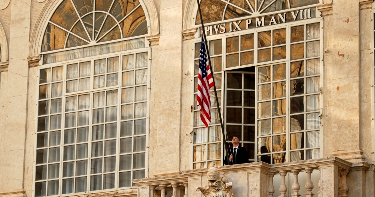 ტრამპის „უპრეცედენტო“ თავდასხმა რომის პაპზე. დაძაბულობა თვეების განმავლობაში იყო