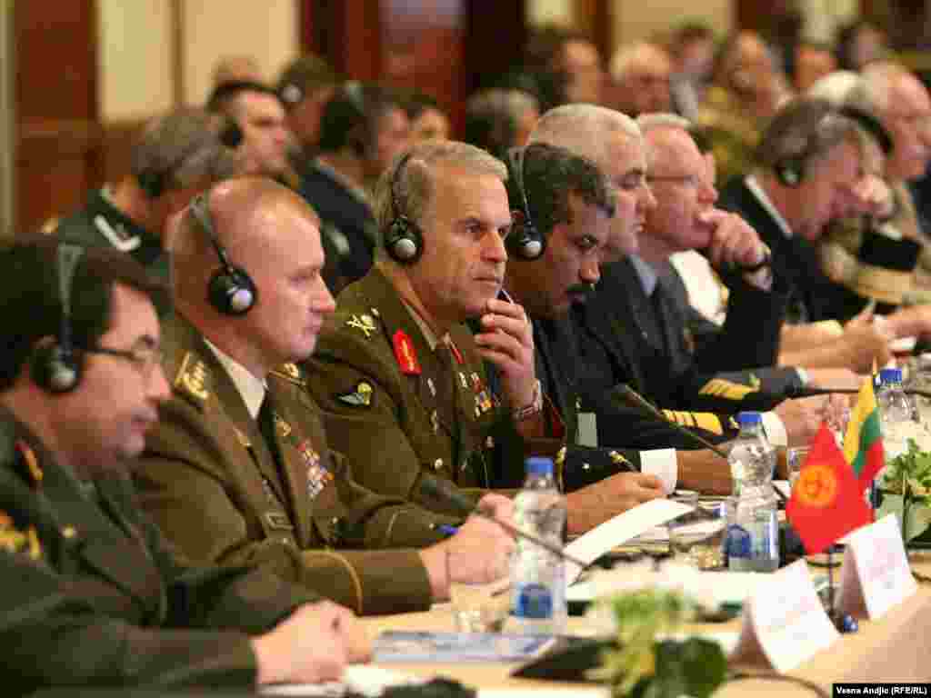 Srbija - NATO i zemlje partneri  održali strategijsku vojnu konferenciju u Beogardu, 14.06.2011. Foto: RSE / Vesna Anđić  