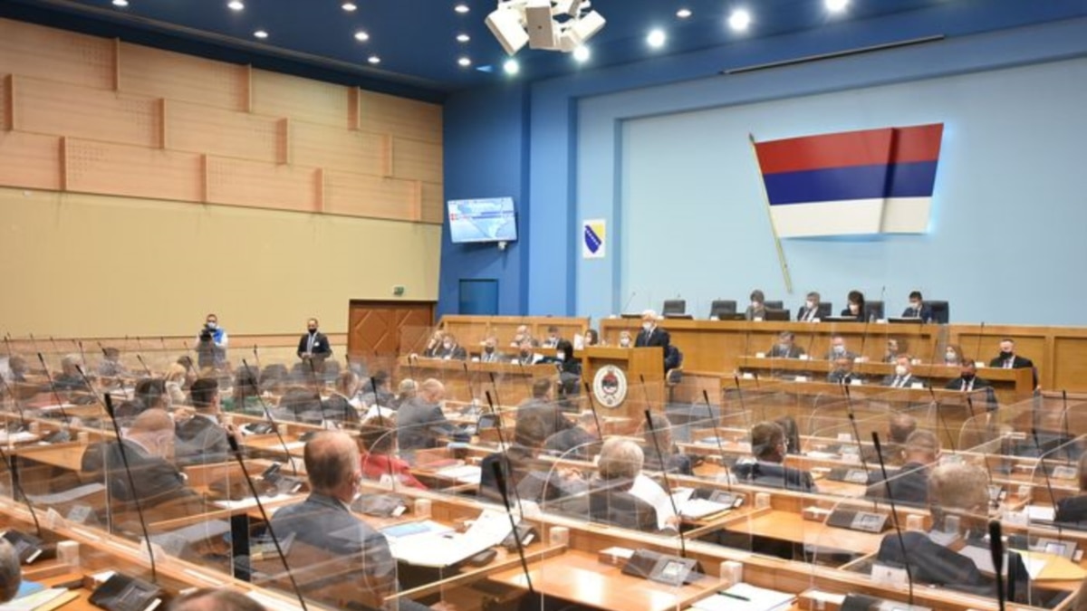 Bosnian Serb Parliament Rejects Request To Revoke Honors For War Criminals - Vimarsana News