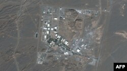 تصویر ماهواره‌ای از تأسیسات هسته‌ای نظنز در استان اصفهان در سال ۲۰۲۰.