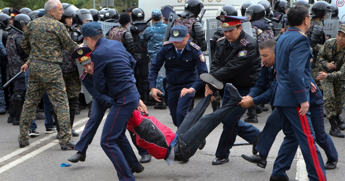 Дағыстаннан келген түкті секс