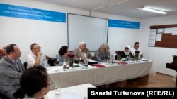 Дипломдук ишти текшерген комиссия мүчөлөрү. 2-июнь, 2026-жыл.