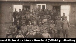 Prizonieri români în lagărul de la Prilep, Macedonia, 1918