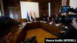 Kandidati Srpske liste za parlamentarne izbore na Kosovu na sastanku kod predsednika Srbije Aleksandra Vučića u Beogradu, 4. oktobar 2019.