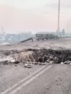 Евакуација по руските напади врз клучниот мост во Херсон