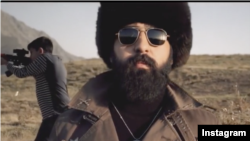 Mehdi Yarrahi, controversial Iranian pop singer who has been banned from performing. Screengrab from music video. 