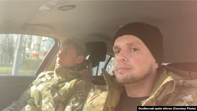 «Кіт» з побратимом під час служби в «Азові»