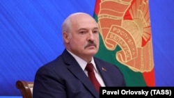 Aljakszandr Lukasenka sajtótájékoztatót tart Minszkben 2021. augusztus 9-én