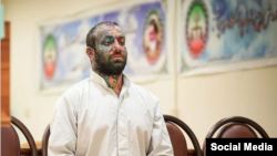 نغمه، خواهر این خوانندهٔ زندانی در ایران، اخیراً در صفحهٔ اینستاگرام خود نوشته است: «حکمش شکسته نشده!»