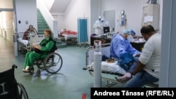 Valul patru al pandemiei a lovit puternic România. Sitemul este depășit de situație, nici spitalele, ambulanțele și nici DSP-urile nu mai fac față. 