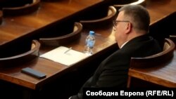 Сотир Цацаров в парламента