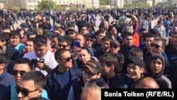 The wave of protests against the proposed Kazakh land reforms began when at least 1,000 people rallied in Atyrau on April 23, and soon spread to other cities. (file photo)