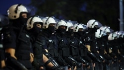 Policijska brigada Ministarstva unutrašnjih poslova na protestu u Beogradu, 28. jun 2025. 