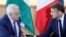 Президент Франции Макрон и глава Палестинской автономии Махмуд Аббас