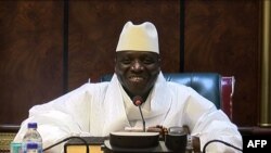 Яйя Джамме, действующий с1994 года президент Гамбии. 