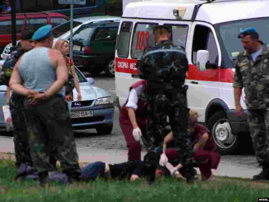 Пасьля бойкі на Дзень дэсантніка, Менск, 2 жніўня - Пасьля бойкі на Дзень дэсантніка, Менск, 2 жніўня