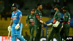 له ای پي اېل څخه د بنګله دېش لوبغاړی مستفیض الرحمن اېستل شوی دی ـ انځور له ارشیفه