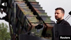 Владимир Зеленский на фоне комплекса ПВО "Patriot"