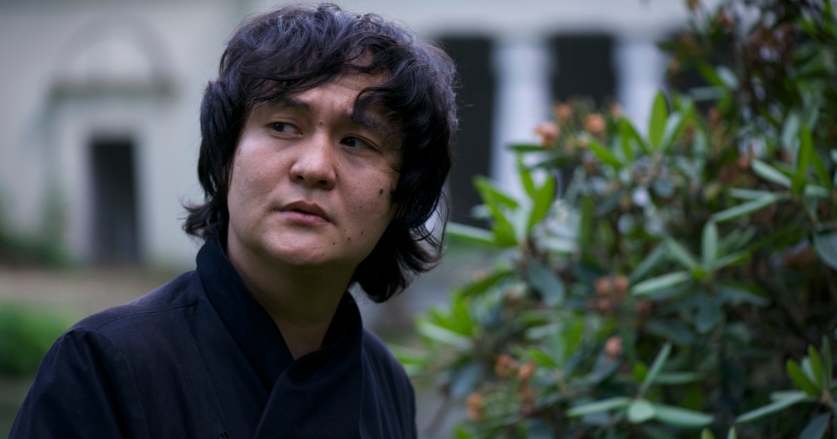 Құл трусиларды жалайды (RV порно)