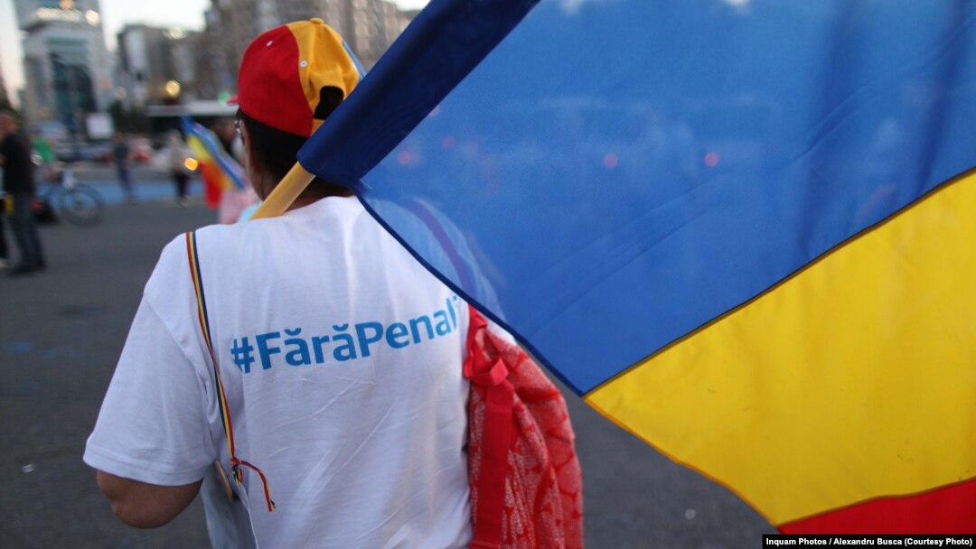 #fărăpenali în funcții publice a devenit un slogan popular în cursul anului trecut, când 1 milion de oameni au semnat inițiativa de modificare a Constituției.