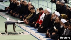 Молитва Ід аль-Фітр, що знаменує закінчення священного для мусульман місяця посту Рамадан, Тегеран, 21 березня 2026 року