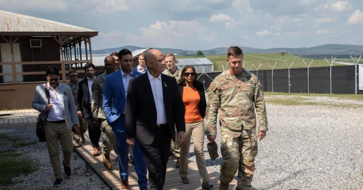 Delegacioni i kongresistëve amerikanë mbërrin në Kosovë