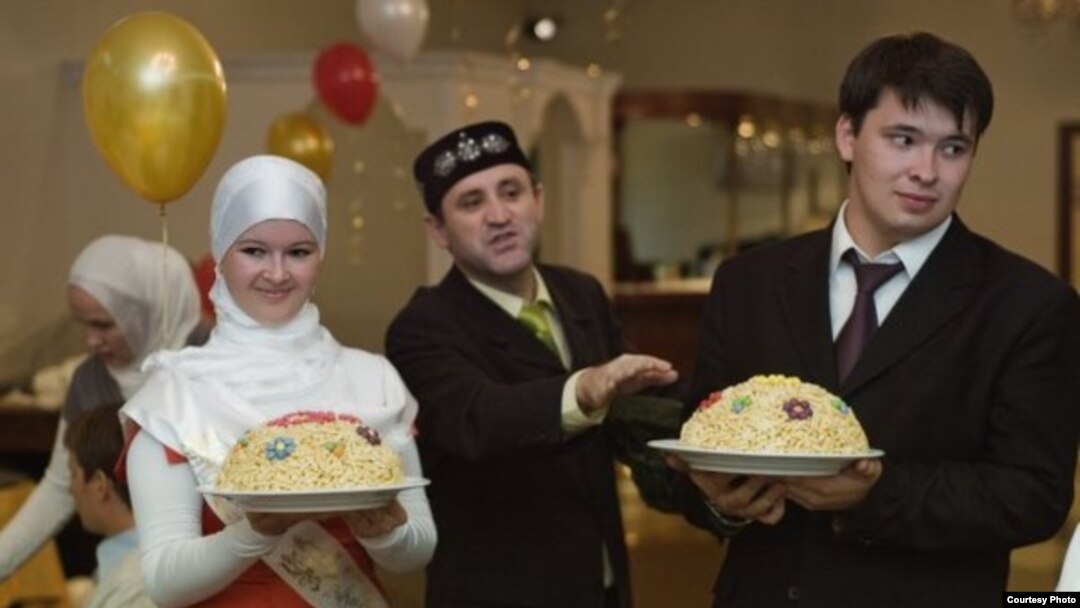 Татарстанда туй мәҗлесе күренеше